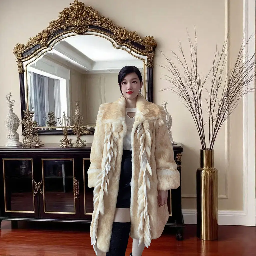 Langer Kaninchenfellmantel mit neuen Ärmeln für Damen mit Quastentemperament, luxuriös und luxuriös, warm im Winter