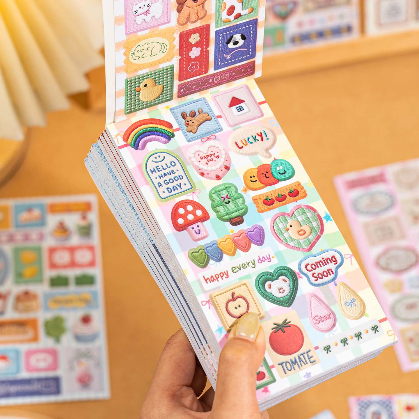 كتاب ملصقات محاكاة التطريز من - مراجعة Embroidery Journal Book وسعره
