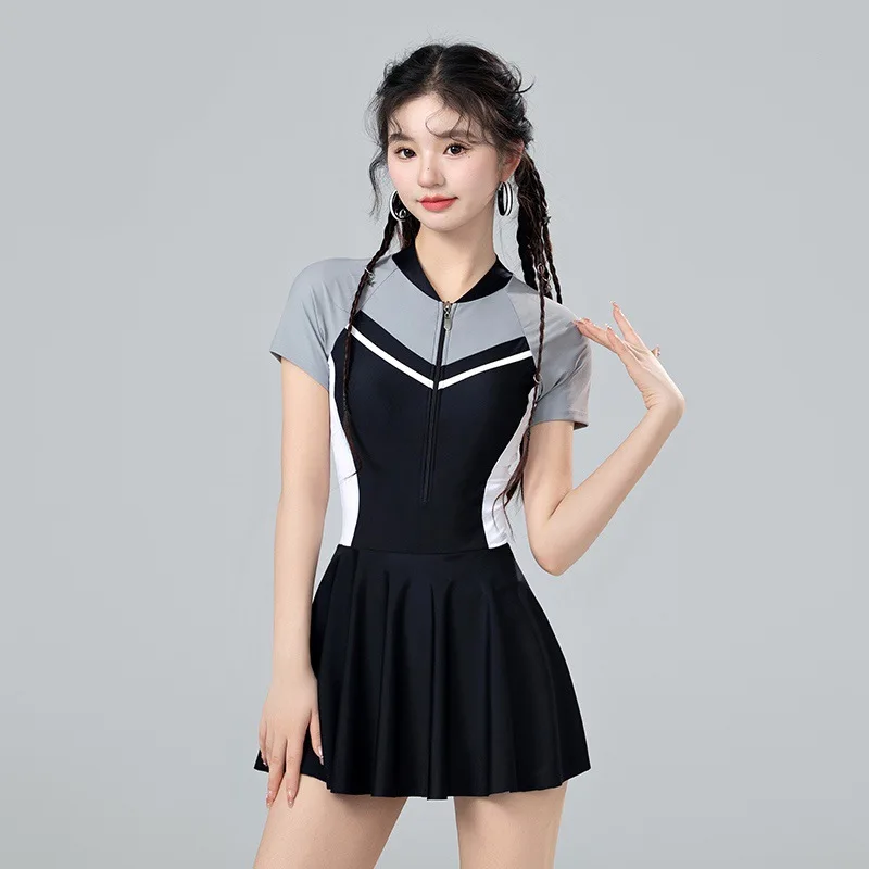 Swimsuit Women 2024 New Summer Conservative One-piece Sports Advanced Feeling Professional Student Swimwear