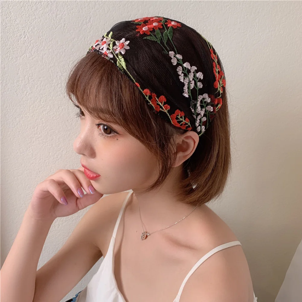 

Wide-Brimmed Retro Floral Embroidery Lace Korean Hair Band Turban Headband Headdress Hair Accessories