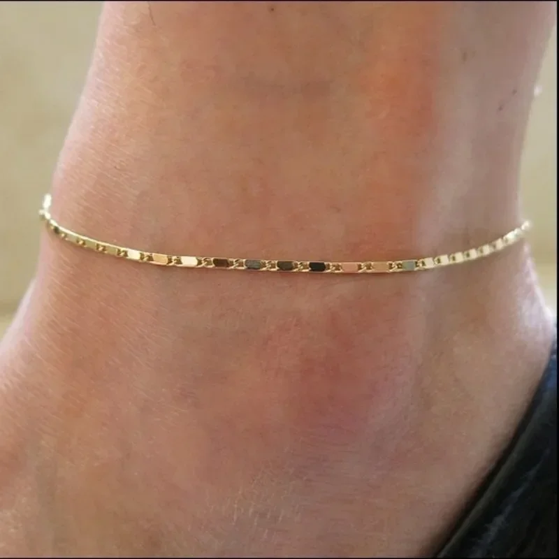 Delysia King  Simple and popular beach chain anklet