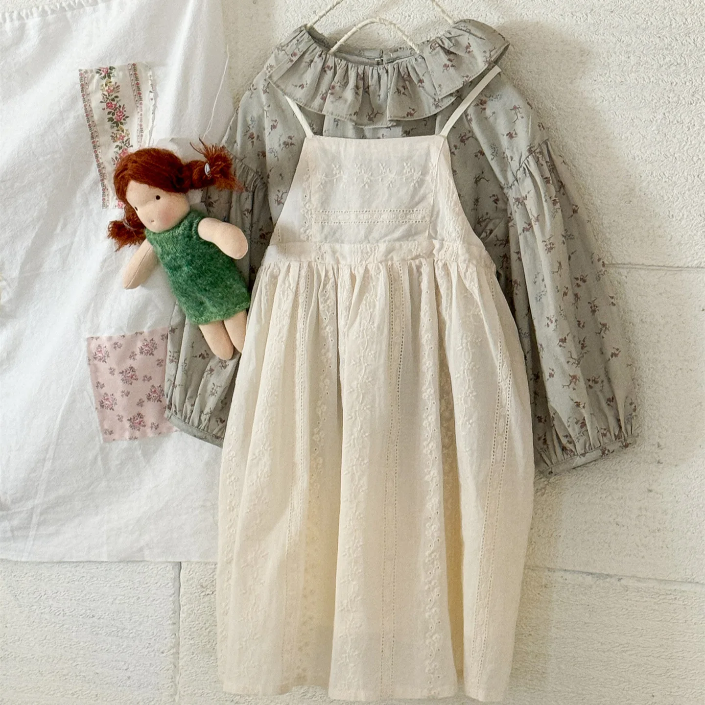 2025 Spring New Product Korean Children's Clothing Korean Soft High Grade Solid Color Embroidered Girls' Strap Skirt