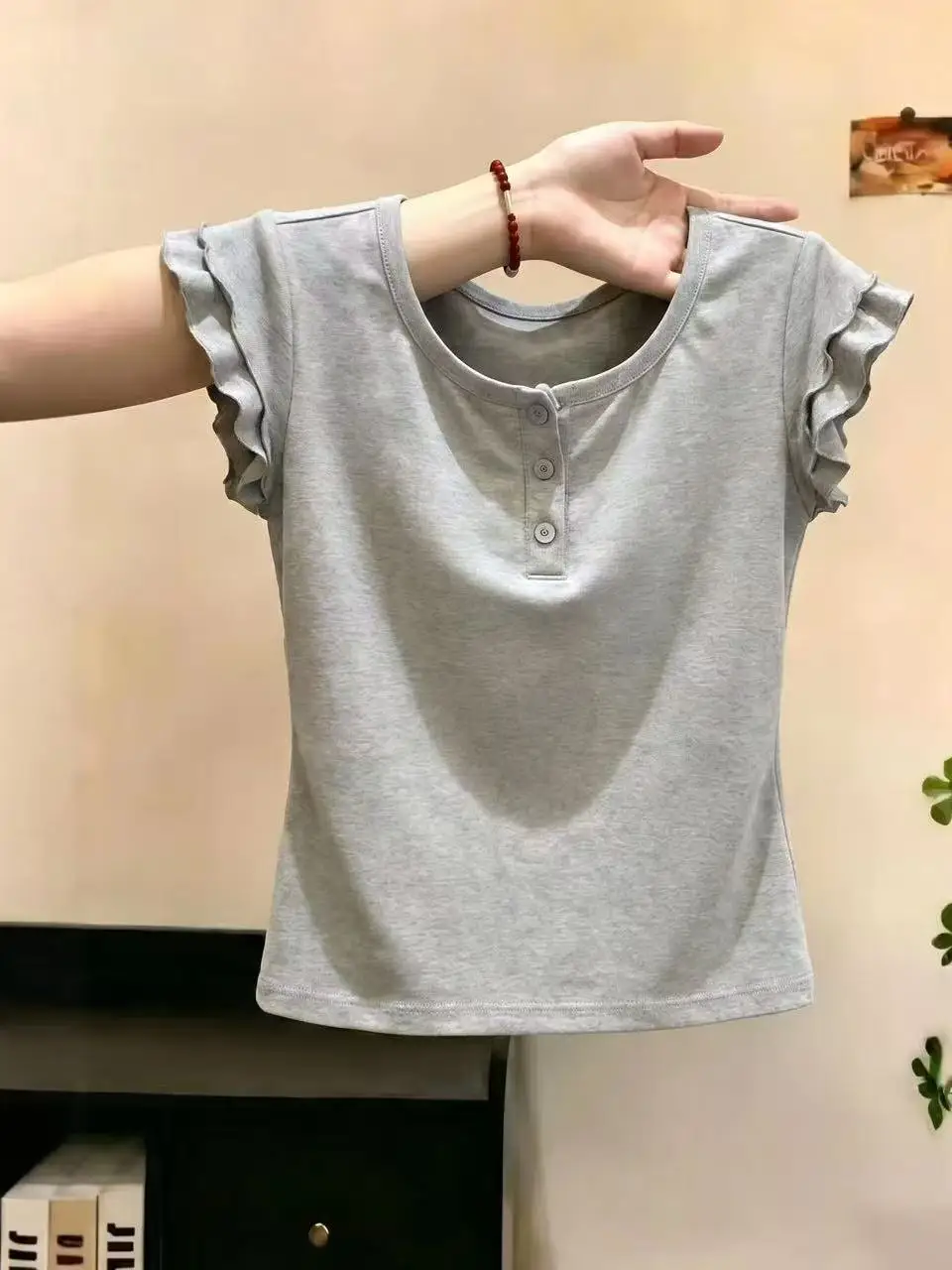 Women's round Neck Short Sleeve T-Shirt Button Design Slimming Waist Cinched Top Breathable Korean Style Summer Fashion