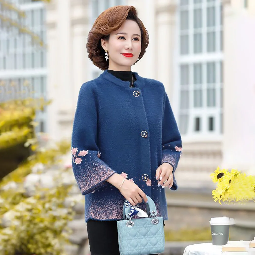 Fashion Mom's New Diamond-encrusted Coat In Autumn And Winter For Middle-aged And Elderly Women  Loose And Warm Mink Velvet Coat