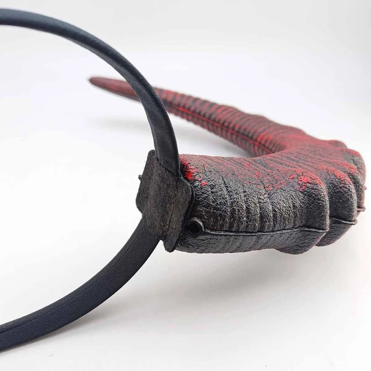 Tocado de cuerno de demonio rojo y negro para mujer, tocado gótico con cuernos de buey, accesorios para disfraz de fiesta de Carnaval y Halloween