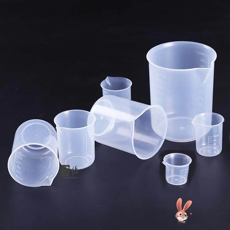 copo-medidor-plastico-descartavel-transparente-para-mistura-de-tinta-com-escala-impressa-em-material-pp