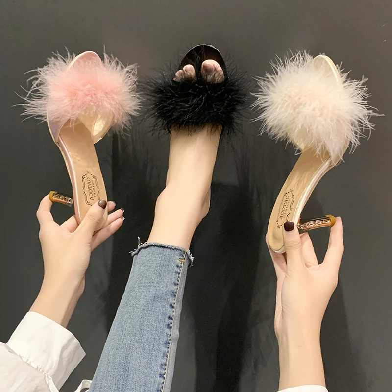 Korean Oversized Plush Sandals Sexy Black Feather Shoes for Women Elegant Versatile Peep-toe High-heeled Shoes New 2024 Summer