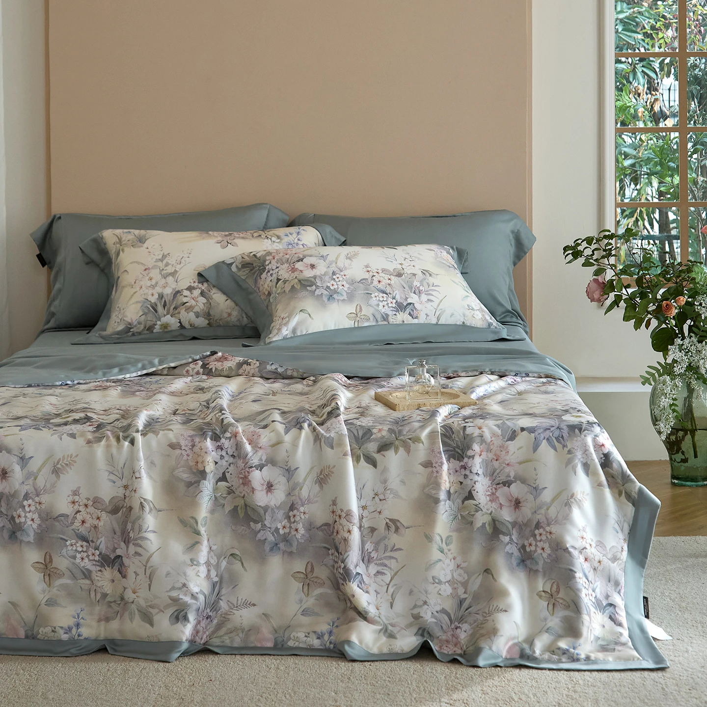 Flowers Print 600TC Lyocell Summer Comforter Set 4Pcs Soft Silky Cool Feeling Bedding Set Thin Quilt With Bed Sheet Pillowcases