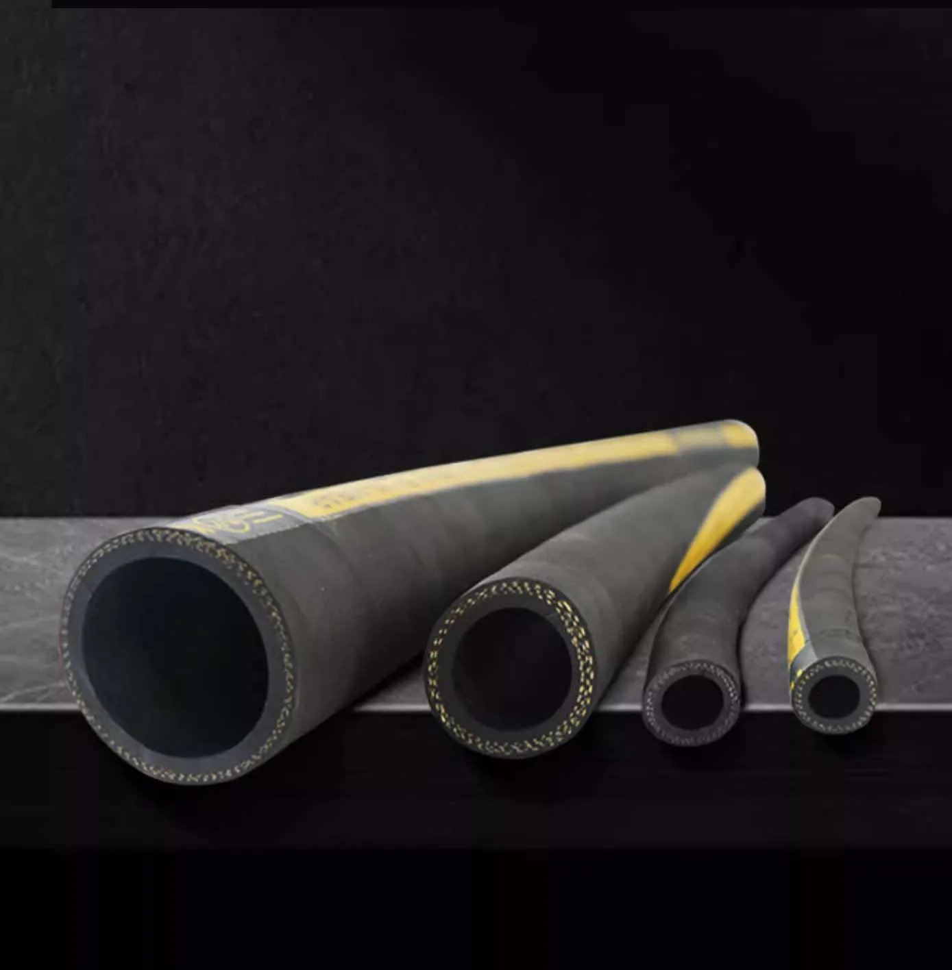 Oil-Resistant Rubber Hose (13mm-102mm) - close-up view