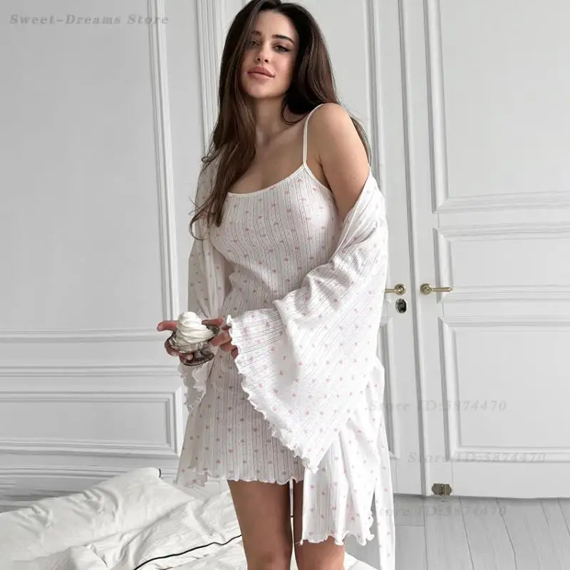 

Ladies Sweet bell sleeveRobe Heart Print Long Sleeves Nightgown Comfortable 2Pcs Spaghetti Strap Home Dress Bathrobe Gown