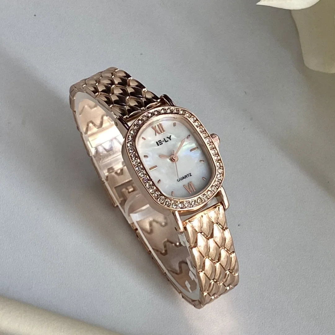 ساعة نسائية عصرية بيضاوية مرصعة بالألماس وسوار ساعة يد نسائية على شكل ساعة كوارتز أنيقة هدية relogio feminino