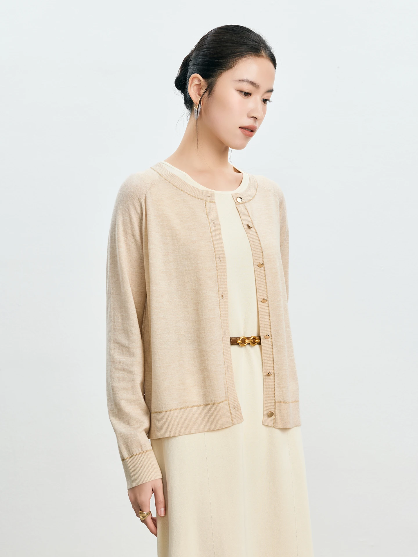 

Masjm New Arrival Ele Wool Knitted Cardigan Gold Tead Embroidered round Ne Knitted Top Simple Commute Sle 65086