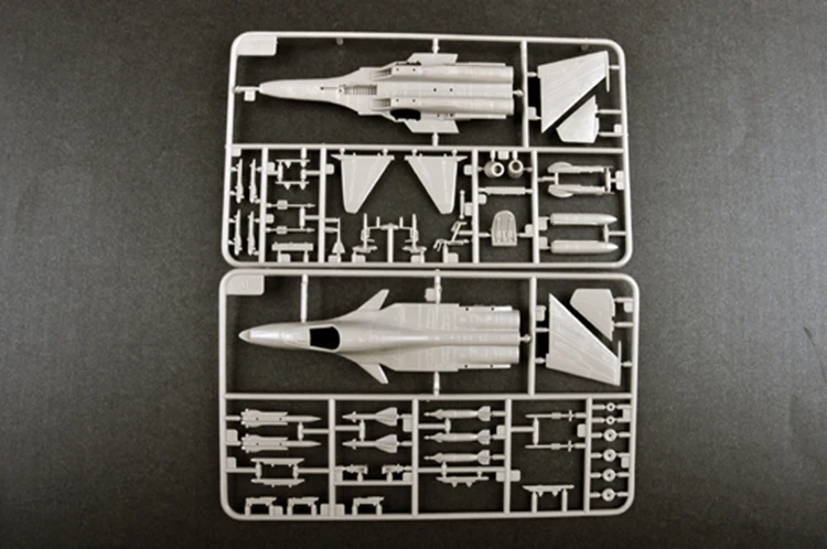 1: 144 Russian Su34 Bomber Military Assembled Aircraft Model