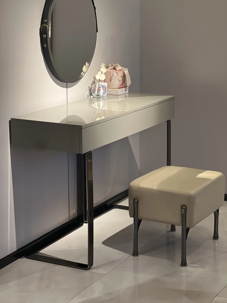 Modern Italian Light Luxury Dressing Table Premium Gray Piano Paint Makeup Vanity with Storage Locker for Bedroom