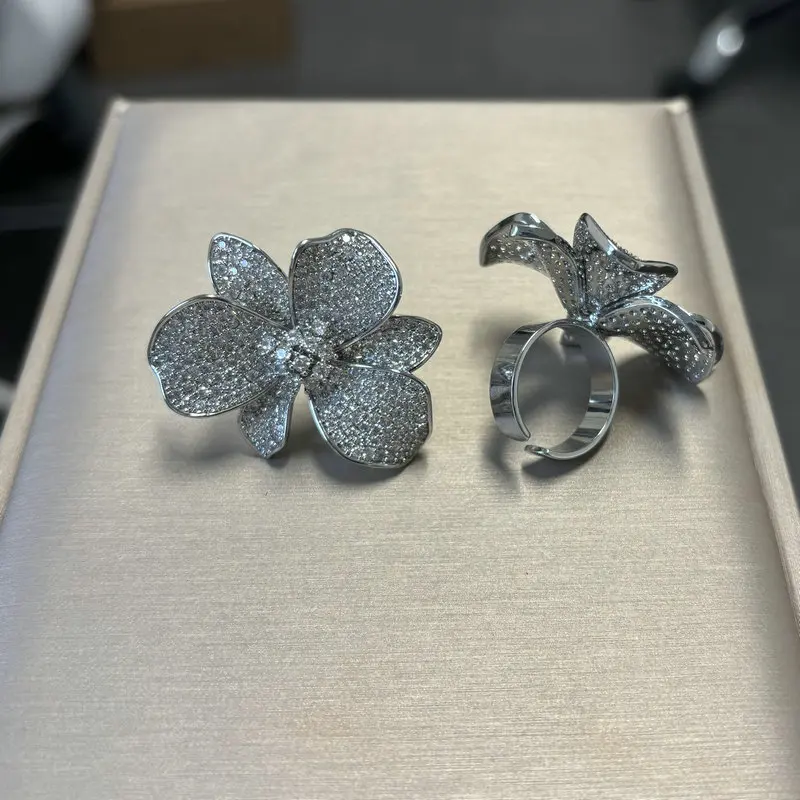 Fashion Golden Color Cubic Zirconia  Big Flower Stud Earring for Women