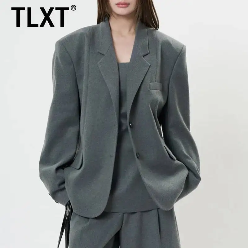 

TLXT Elegant Women's Minimalist Blazer Lapel Single Breasted Long Sleeve Commute Coats Female Spring 2025 New Clothing XK1213