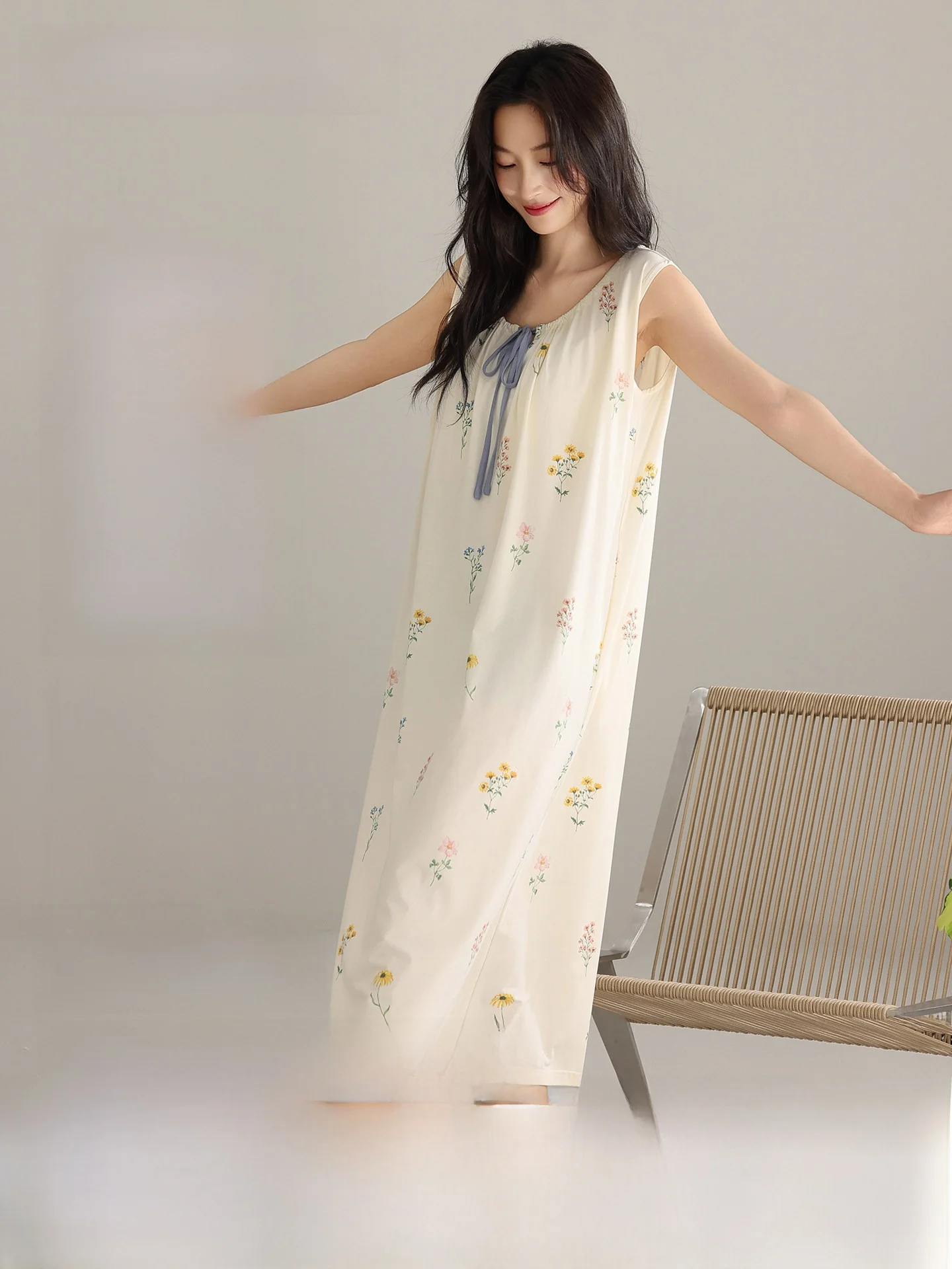 woman-summer-sleeveless-floral-sleep-dress-loose-mid-length-home-wear-outerwear-comfortable-cotton-maternity-design