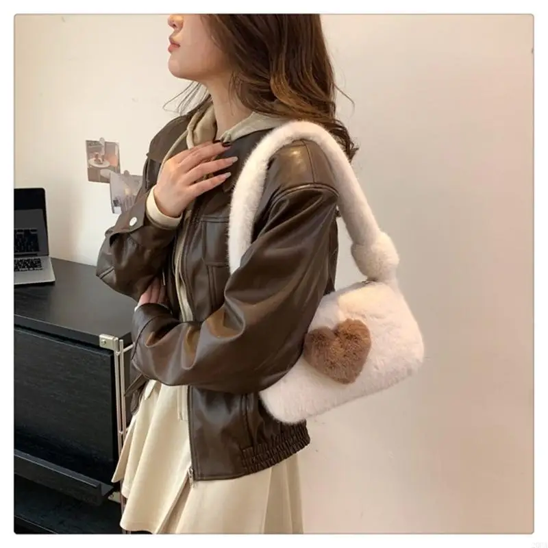 

2023 Fluffys Shoulder Bag with Heart Pattern Underarm Bag for Women Armpit Bag 20CA