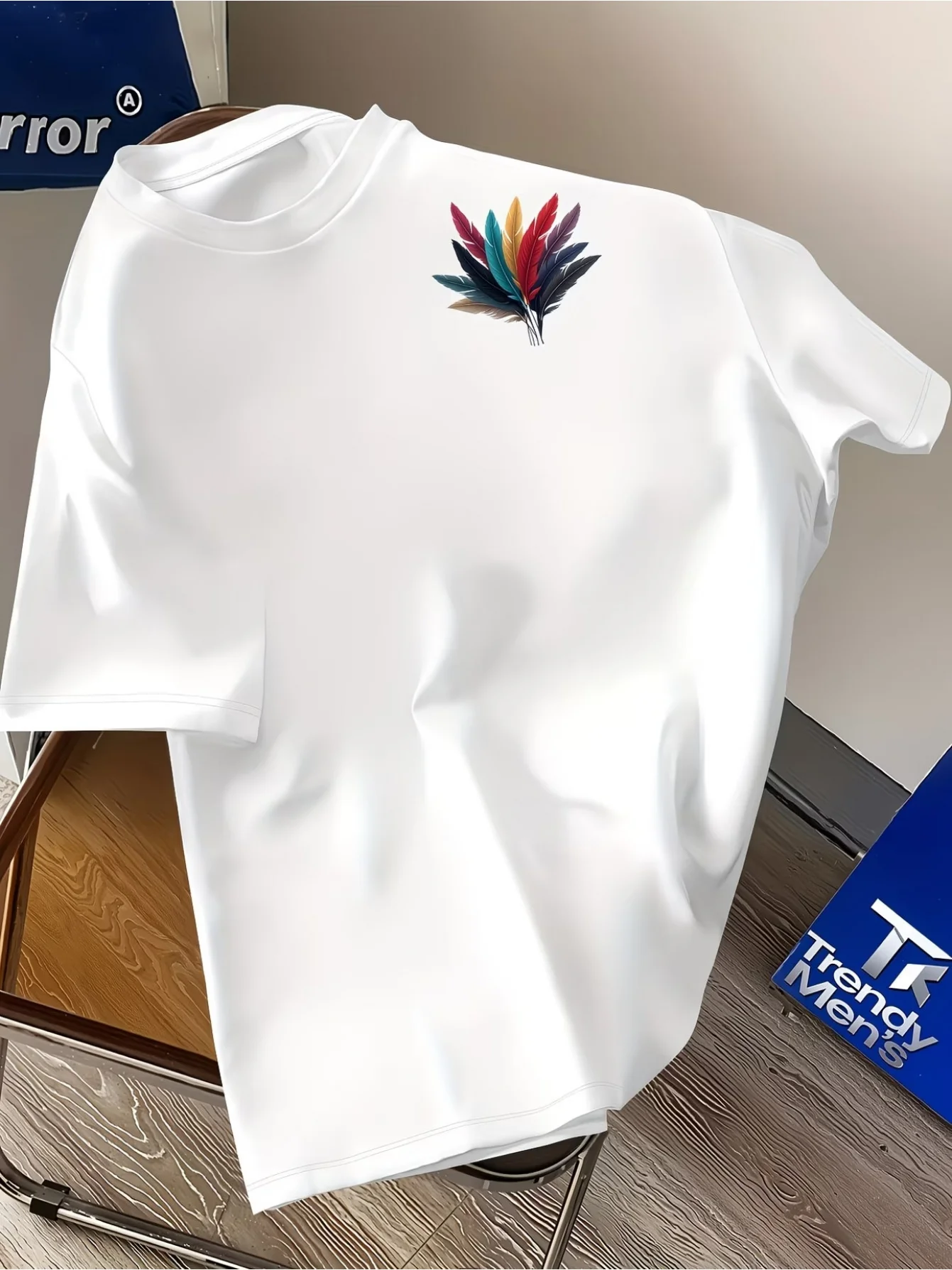 Children's Summer Trendy Colorful Feather Printed T-shirt with Fashionable and Simple Design Versatile Daily Parent-child Outfit