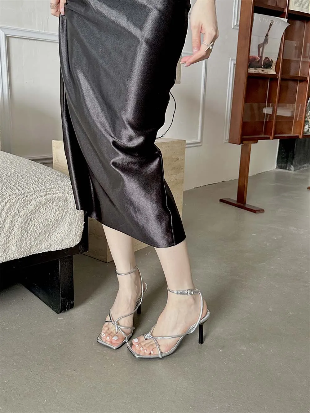 Sexy Women Sandals Summer Dress Shoes Black Beige Silver Gold Party Pumps Back Strap Shallow Slides Mules Stiletto Party Pumps