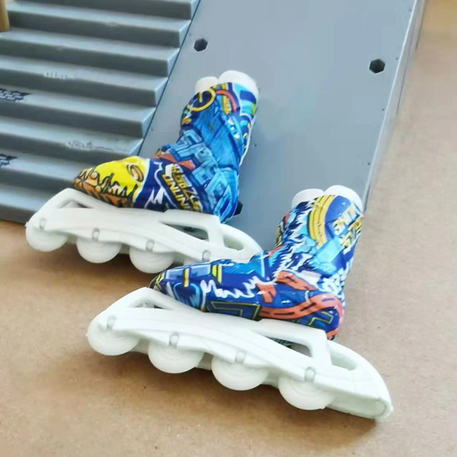 Novelty Finger Skates Development Toys Fine Entertainment Sports Activities for Children Adults girls and boys Teens
