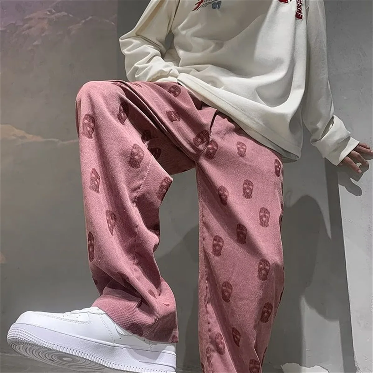 กางเกงฮิปฮอปแฟชั่นลายหัวกะโหลก สีดำ ทรงหลวม มีกระเป๋า เหมาะสำหรับกิจกรรมกลางแจ้ง ผ้ามีความยืดหยุ่น สไตล์สปอร์ต แนวสตรีท กางเกงลำลองสไตล์โกธิค สำหรับผู้ชาย