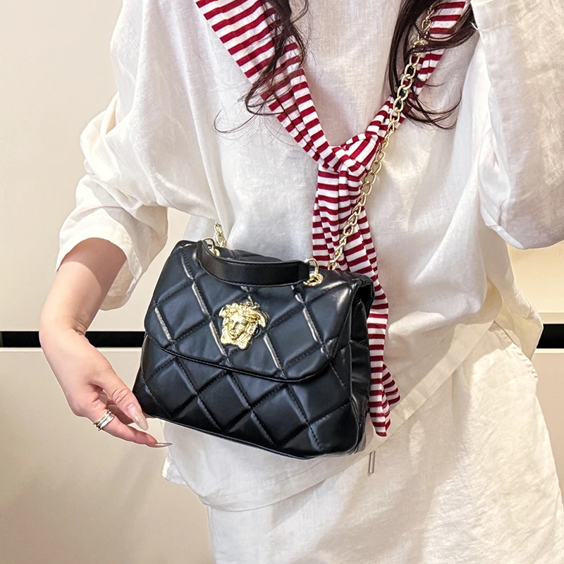 حقيبة كتف عصرية للنساء، تصميم أنيق، مادة ناعمة، مريحة، داخلية واسعة، مثالية للاستخدام اليومي