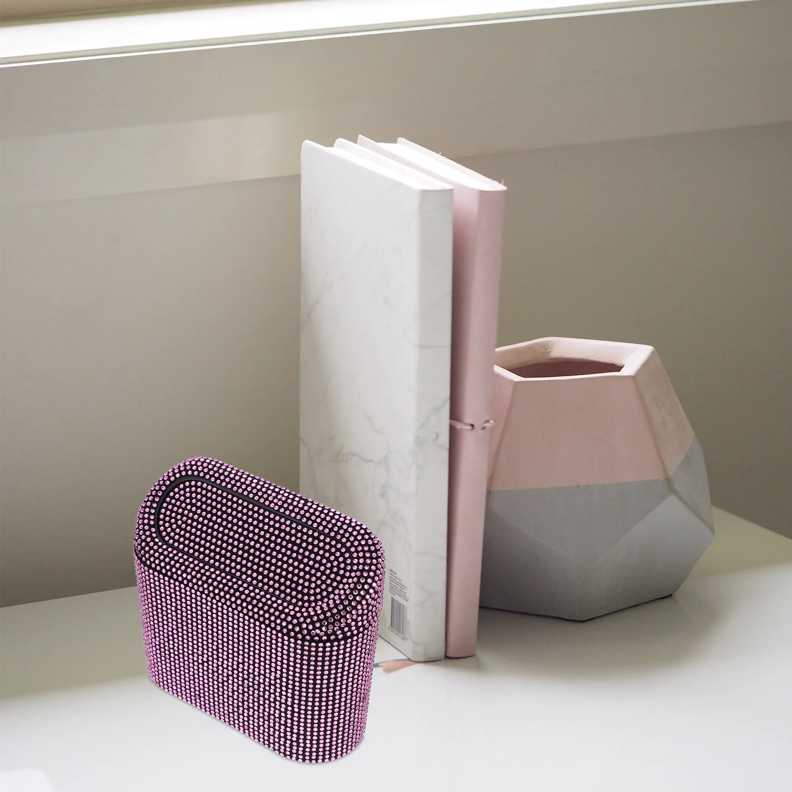 

Small Durable Plastic Bling Car Trash Can Compact Vehicle Garbage Bin Portable Trash Bin Car Interior Organizer