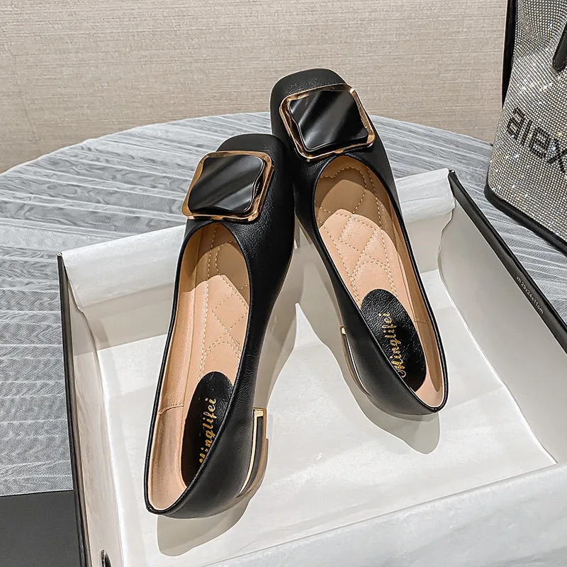 Plus Size 35-43 Women Low Heel Shoes Square Toe Big Buckle Flats Office Lady Slip-on Leather Loafers Spring Pumps Shoes
