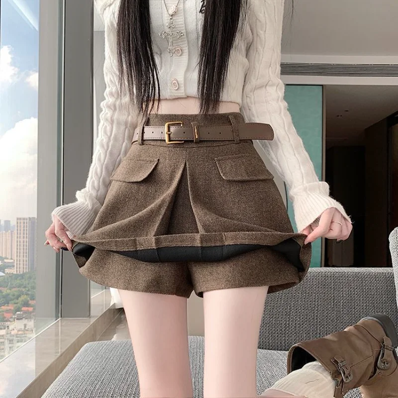 ハイエンドのファッショナブルな女性用ショートパンツ 秋冬新作 ハイウエスト Aライン ワイドレッグ カジュアル スカートパンツ