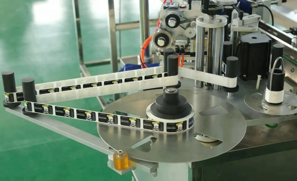 High Quality CE Standard Adhesive Label Labeling Machine | Factory Price Automatic Labeling Equipment