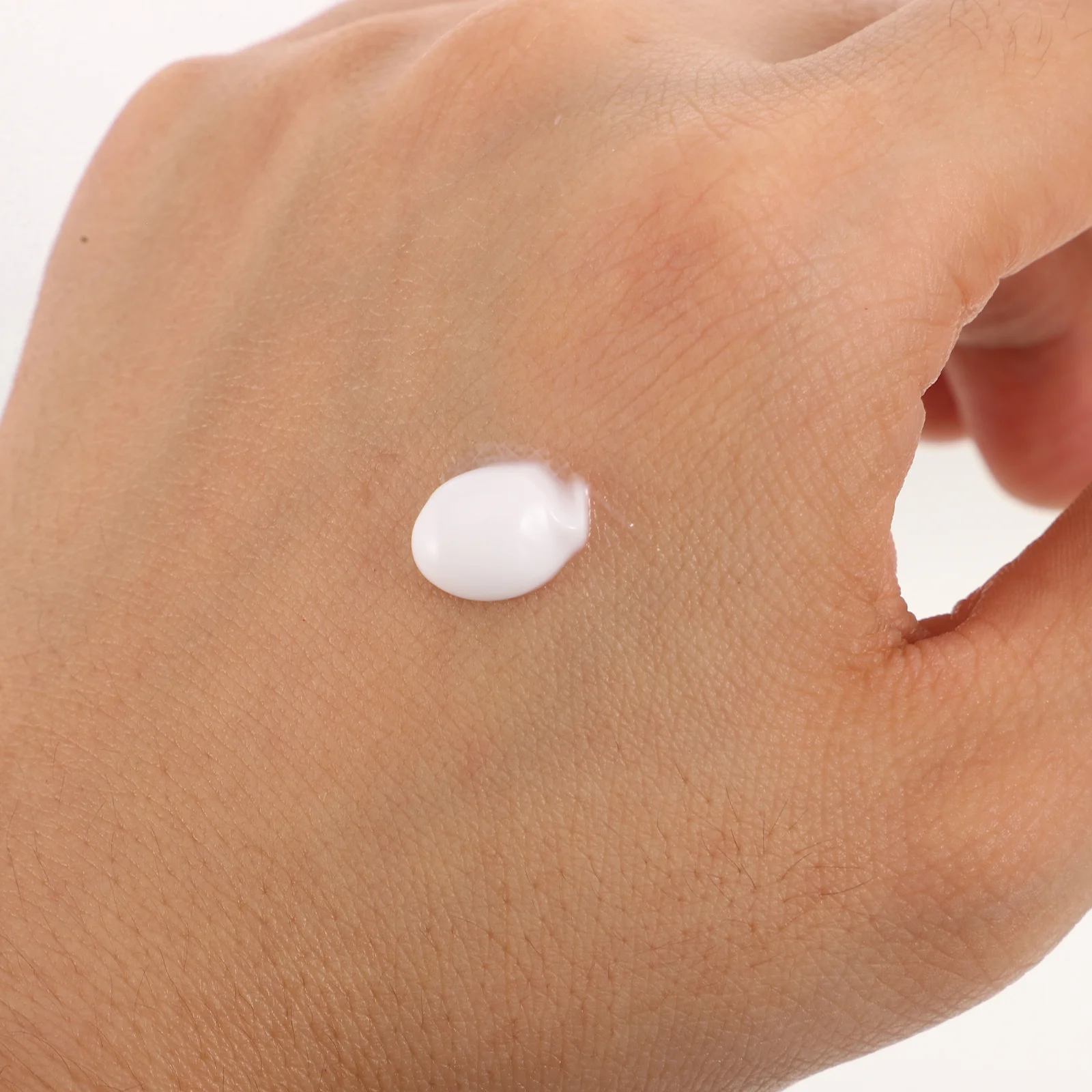 

3Pcs Hand Cream Set Moisturizing Nongreasy Formula for Autumn Winter Dry Skin Travel Size Hand Lotion Bulk Mini Lotion