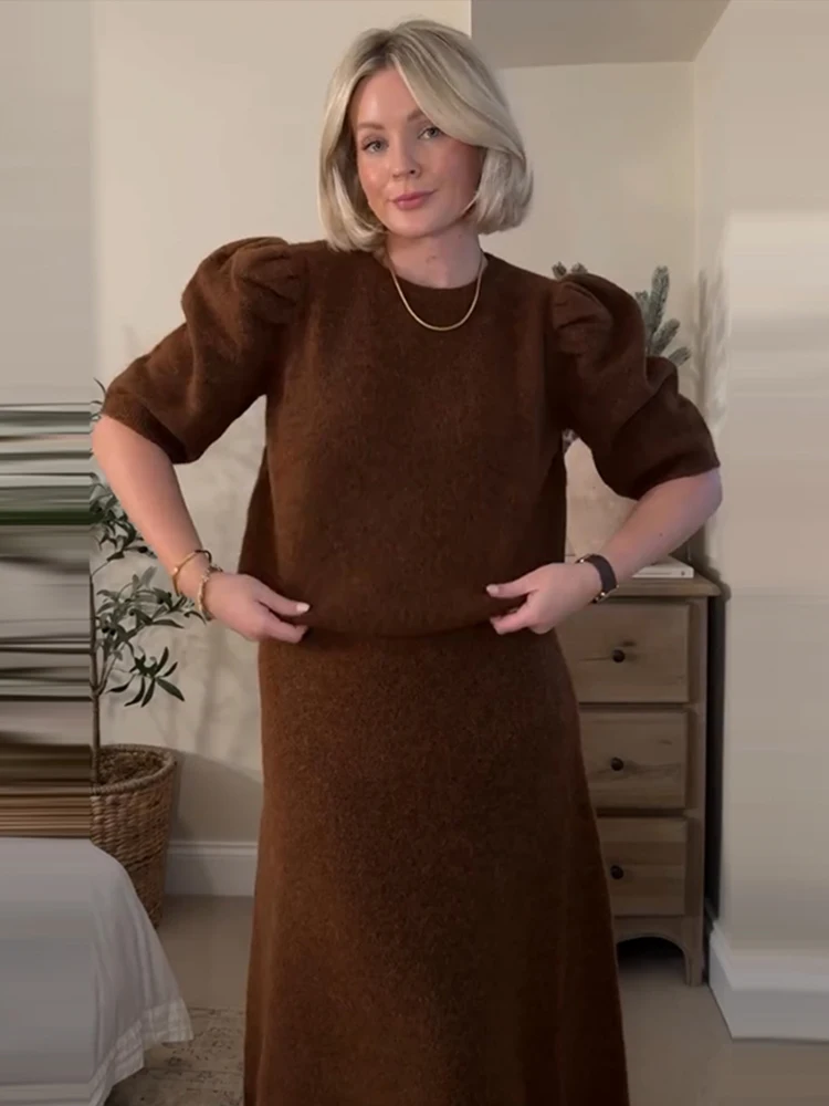 

Elegant Solid Color Knitted Women's Tops Skirts Sets Fashion Retro Puff Sleeve Short Pullover Women New Casual Long Skirt Set