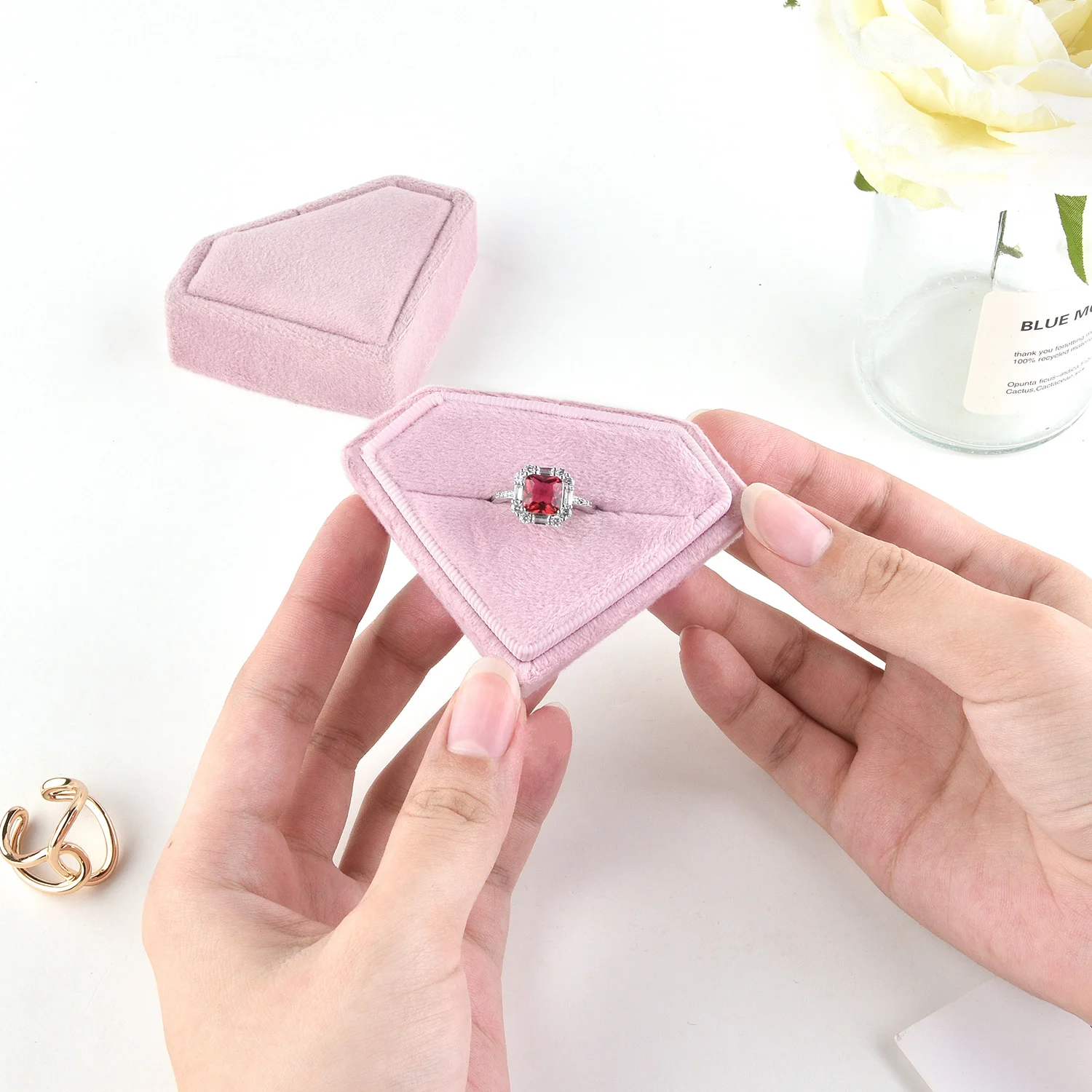 TAIMY Velvet Jewelry Ring Box Valentine Day Wedding Engagement Ring Gift Packaging Personalized Gifts Case Free Custom Service