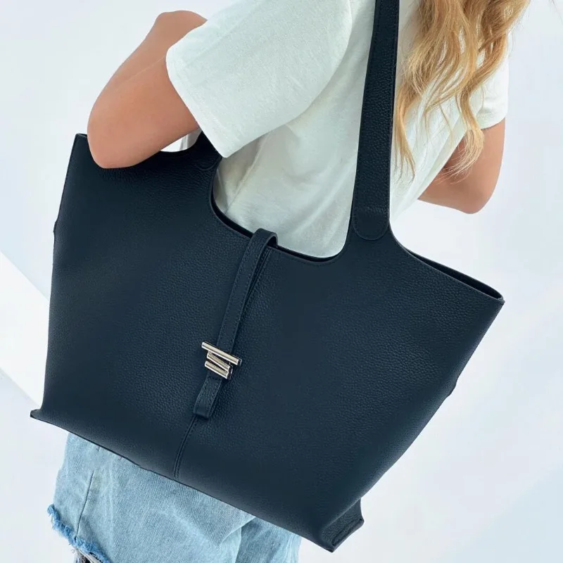 

Tote bag 2024 new first-layer cowhide leather high-end sense large-capacity commuting niche design handbag