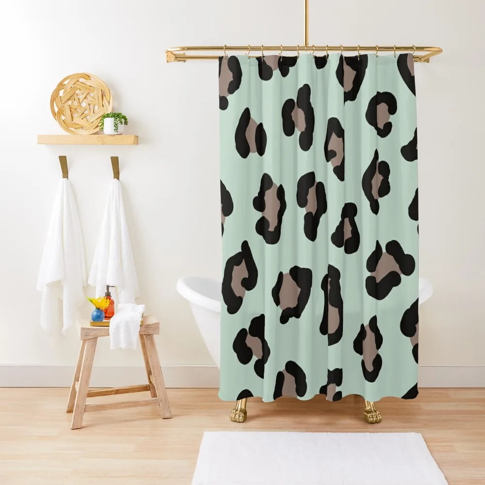 

Mint Sage Green Leopard Print Shower Curtain Waterproof Fabric Shower Shower For Bathroom Curtain