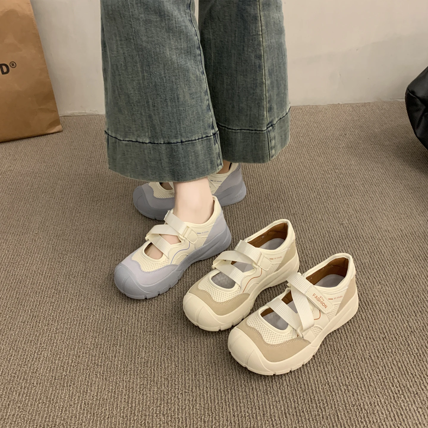 カジュアル女性靴テニス女性用クロッグプラットフォーム通気性クリーパーレトロサマーレジャーメリージェーンズフック＆ループサマーシューズレディース