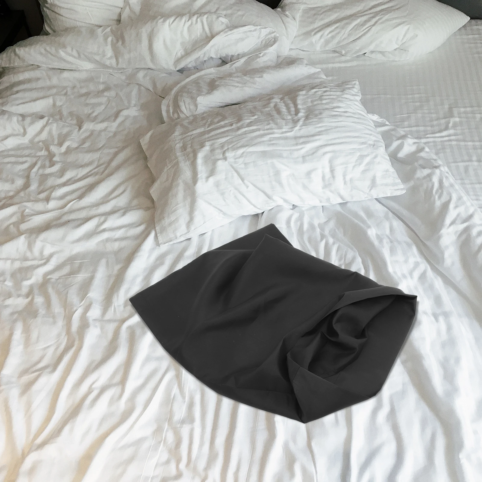 

2 Pcs Polyester Pillowcases Envelope Style Extra Large Comfortable Skin friendly Decorative Red Bedroom Covers
