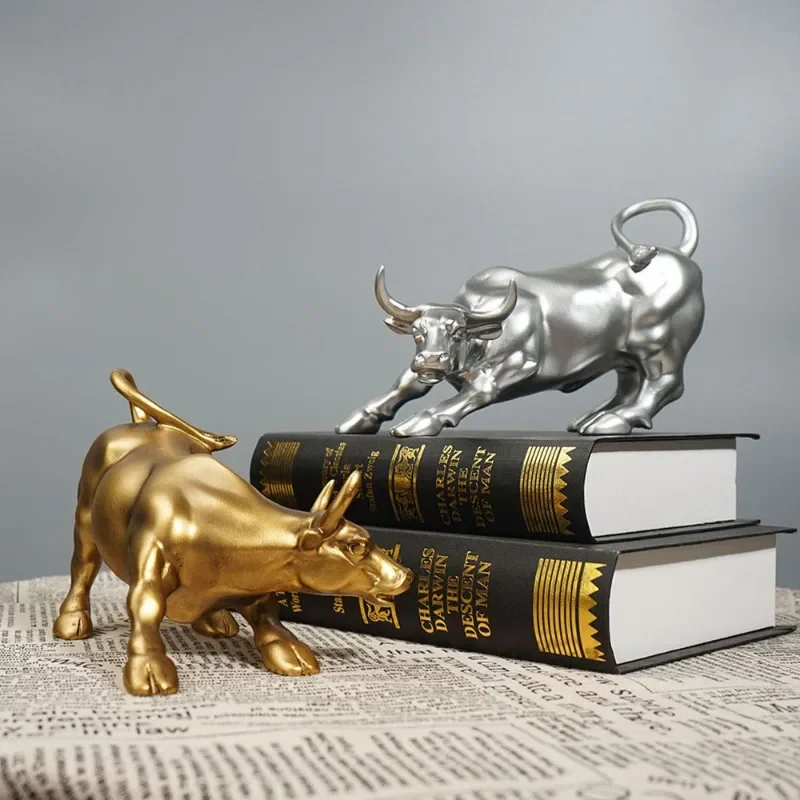 Alloy Wall Street Bull Ox Figurine Charging Stock Market Bull Statue Feng Shui Sculpture Modern Sculpture Home Office