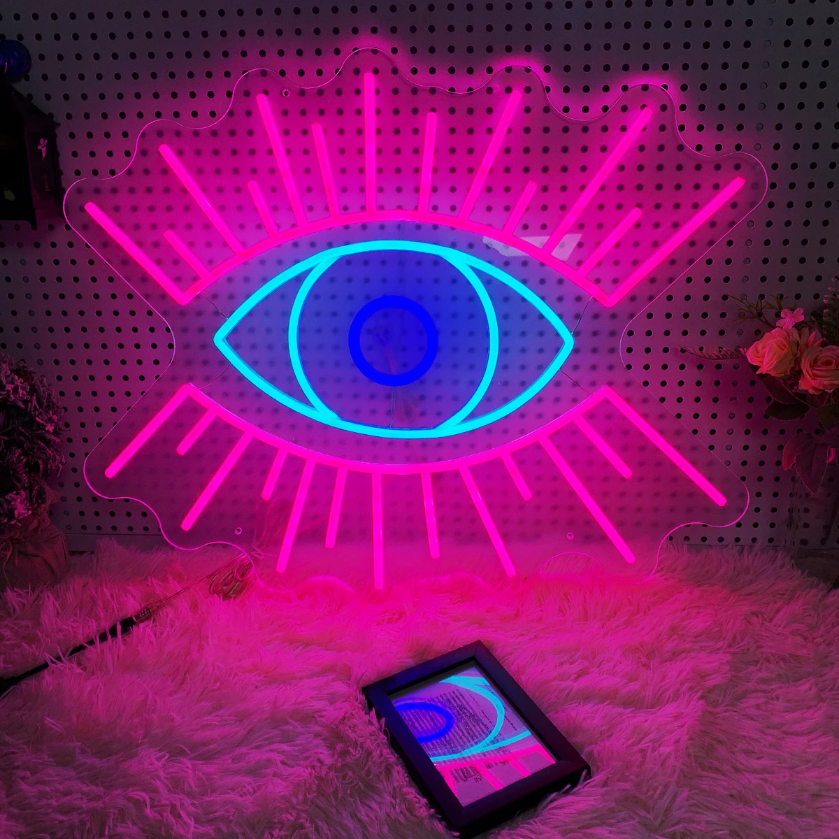 

Magic eyes neon lamp is custom-made, enlivens the atmosphere, lights up the atmosphere, applies to the birthday party