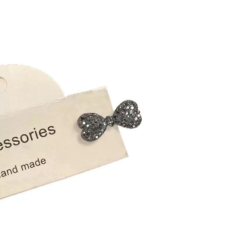 Thumbnail 4 - #5 Trending Metal Hair Clip Sets Right Now