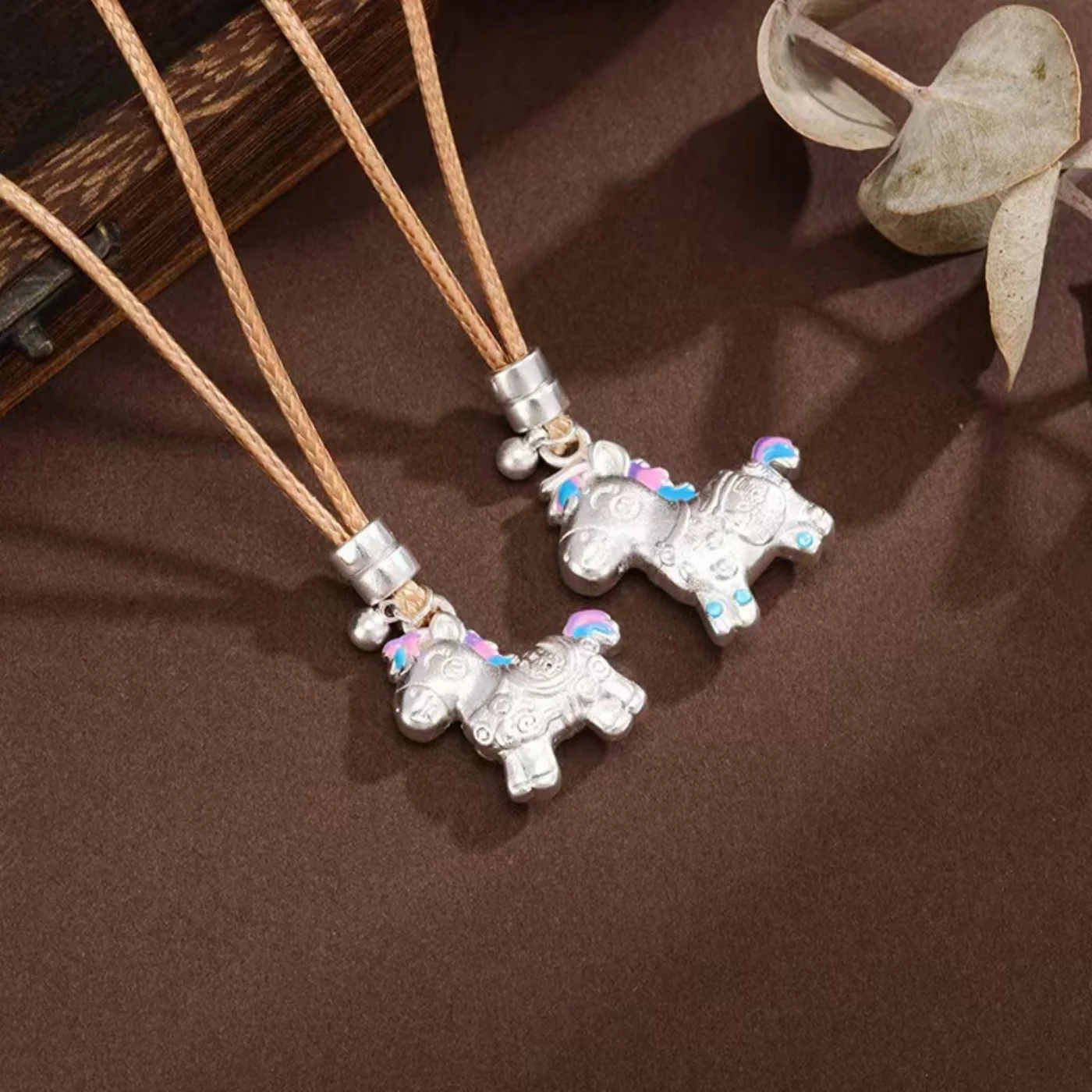 collana-con-ciondolo-in-argento-puro-smaltato-da-donna-ciondolo-a-forma-di-cartone-animato-portafortuna-regalo-per-la-fidanzata-regalo-di-capodanno