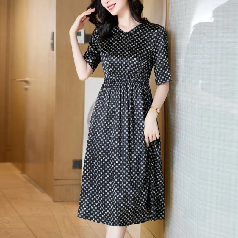 2024 Spring and Summer New Simplicity Print Fashion V-neck Commuter Versatile High Waist A-line Mid Length Temperament Dress