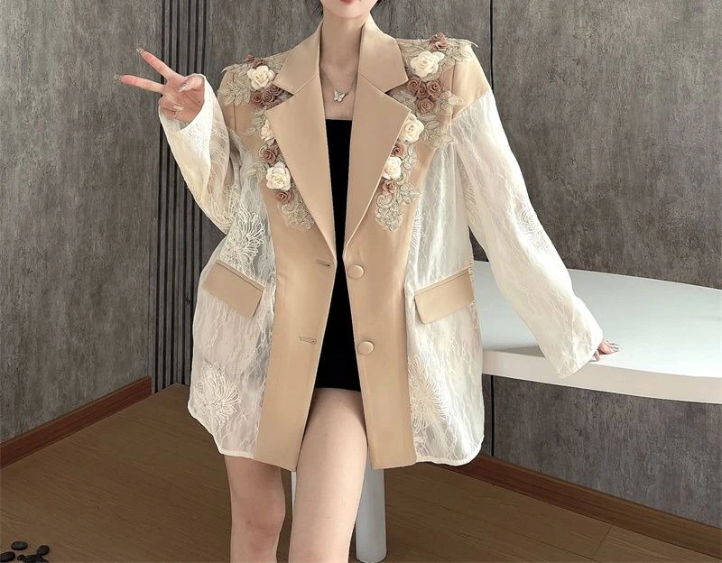 

Модная вышивка, цветочная строчка, водорастворимый кружевной пиджак, летний темперамент, похудение, солнцезащитный крем, повседневный костюмный топ