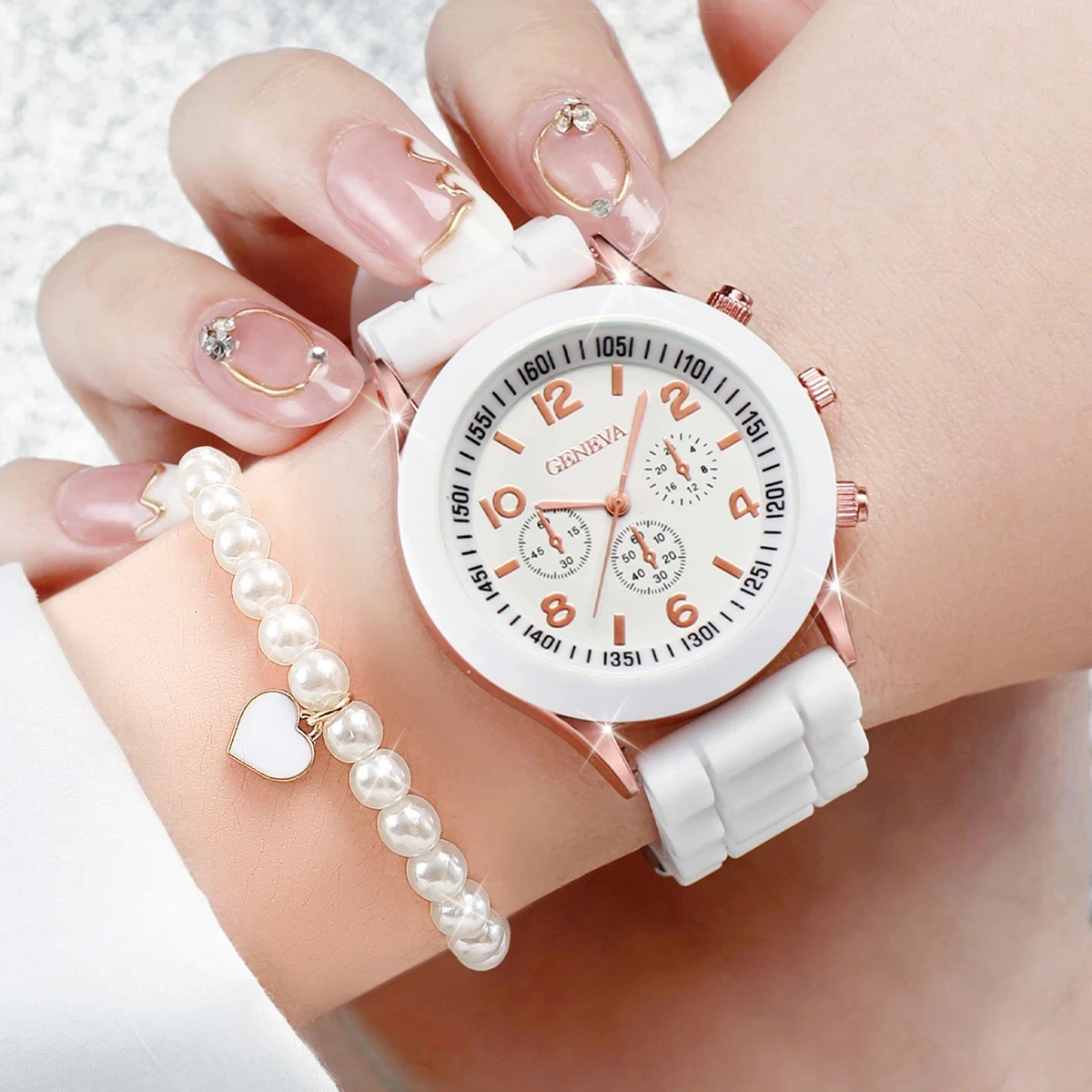 6 stks/set dameshorloges casual siliconen band analoog quartz horloge hart parels sieraden set (geen doos)