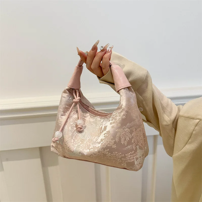 Chinese Style Embroidered Bag For Women 2025 Summer Commute Crossbody Bag Unique Ancient Handheld Bucket Handba Casual Matching