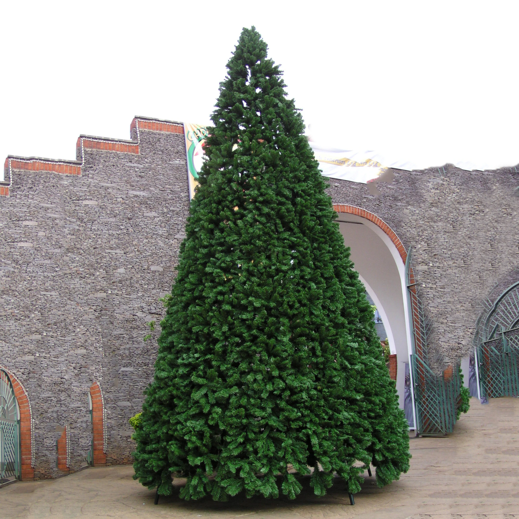 

Commercial Christmas Big Christmas Trees Project Supplier Custom Giant Xmas Tree Outdoor Artificial PVC Christmas Trees Large