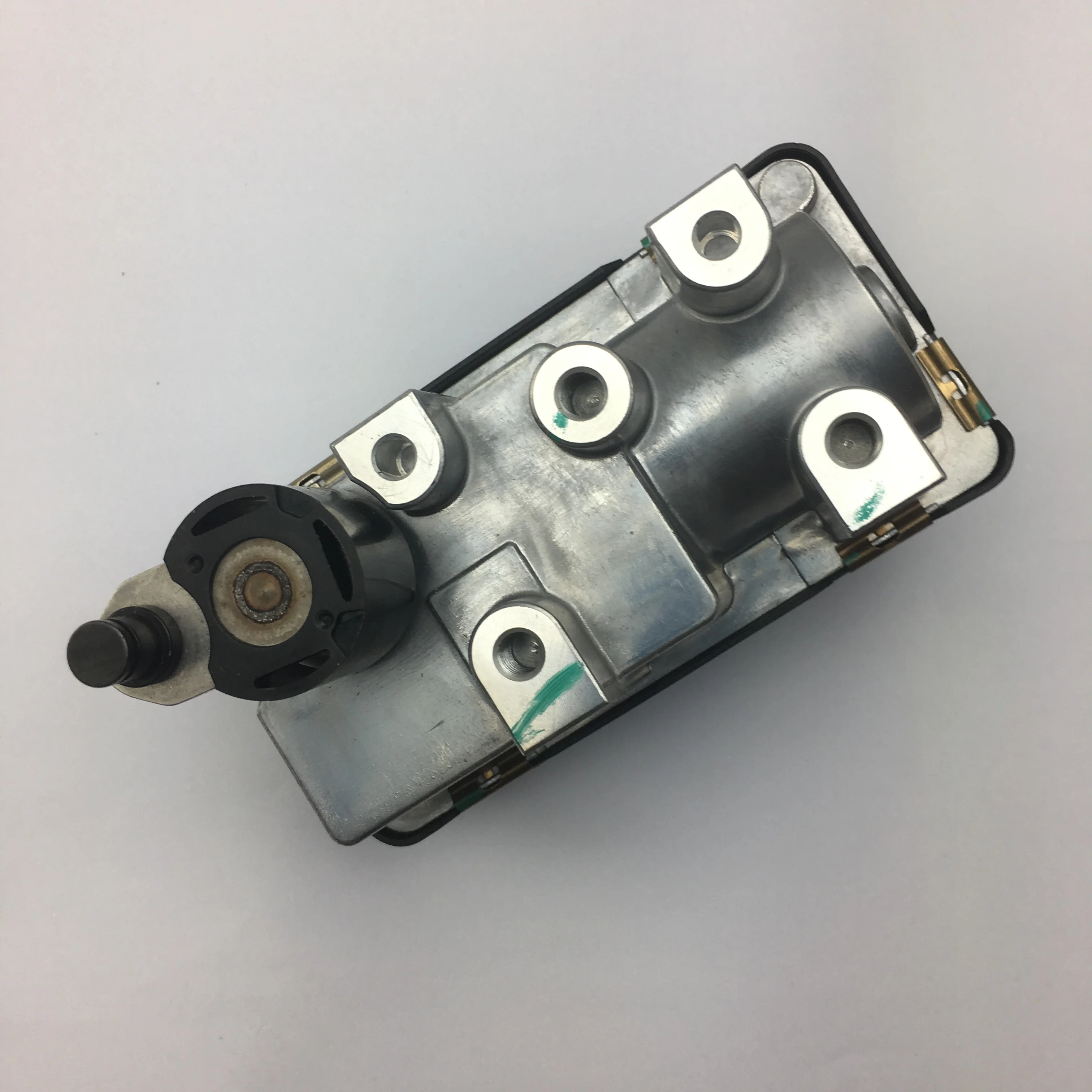 Electronic Turbos Actuator G-222 6NW008412 712120 for  M47D20TU OM647 OM648 2.0L