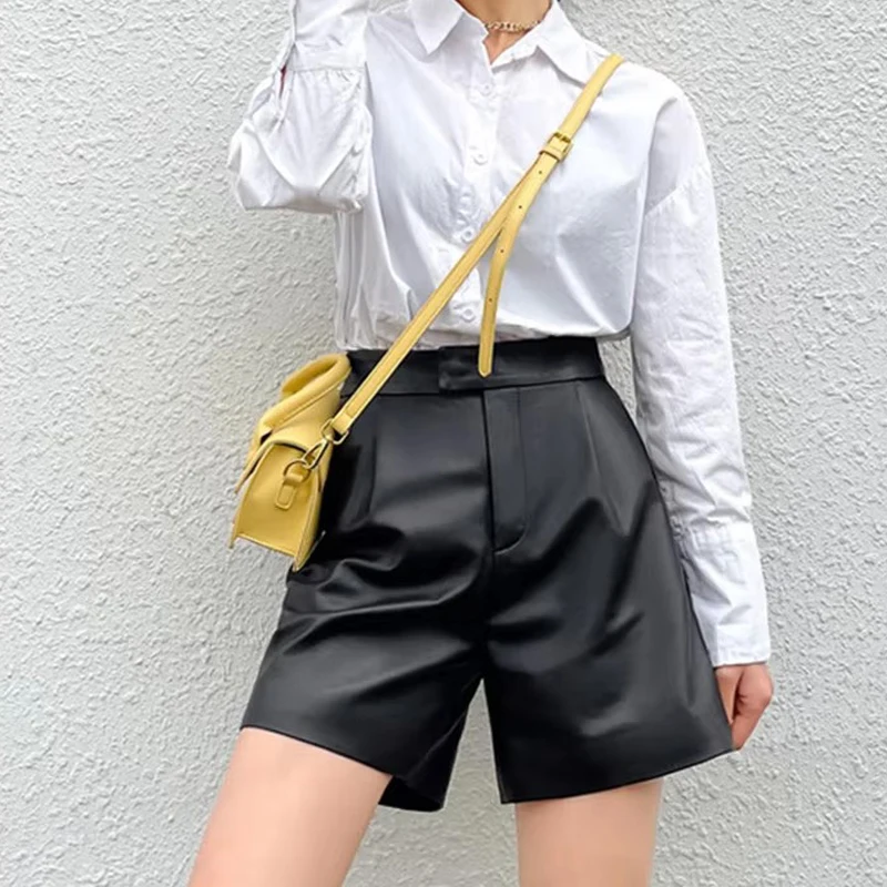 

2025 Autumn 100% Real Leather Shorts for Women High Waist A-line Loose Wide Leg Pants Female Lambskin Casual Shorts Streetwear