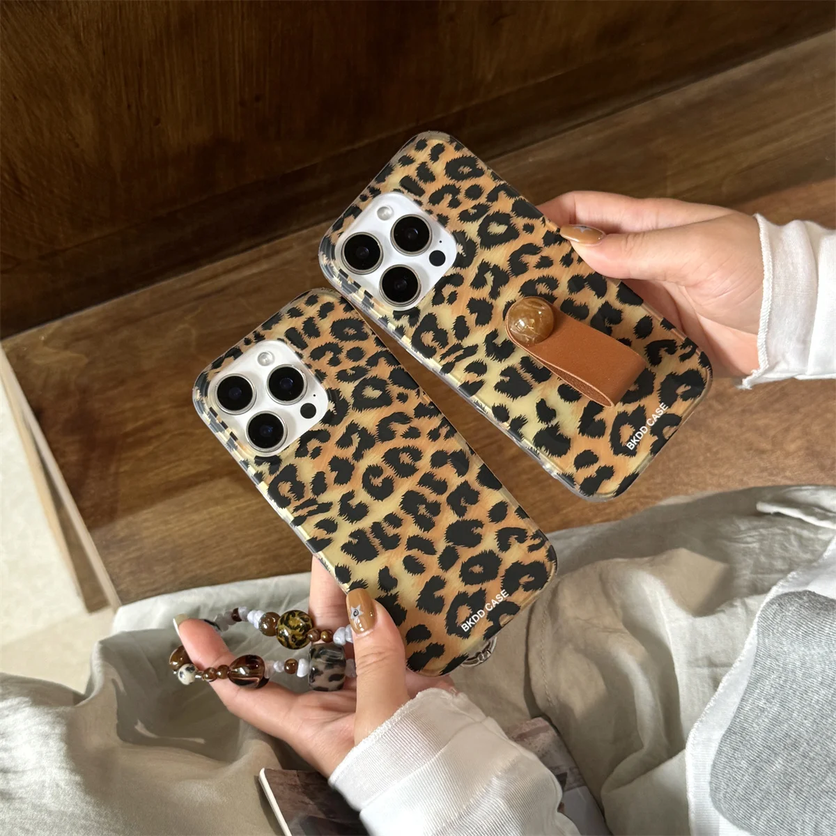 

New 2025 Retro brown leopard print ring buckle Phone Case For iPhone 16 15 14 13 Pro Max fundas Protective cover iPhone 16 case